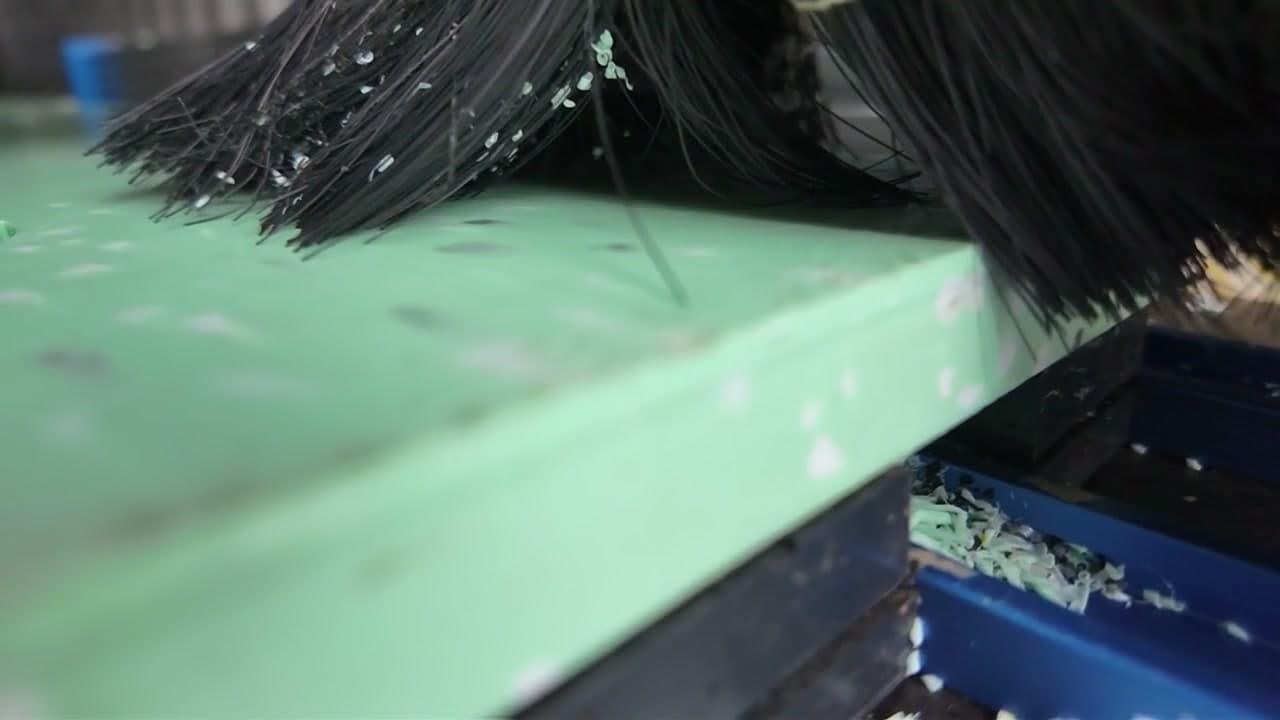 Cutting bed components